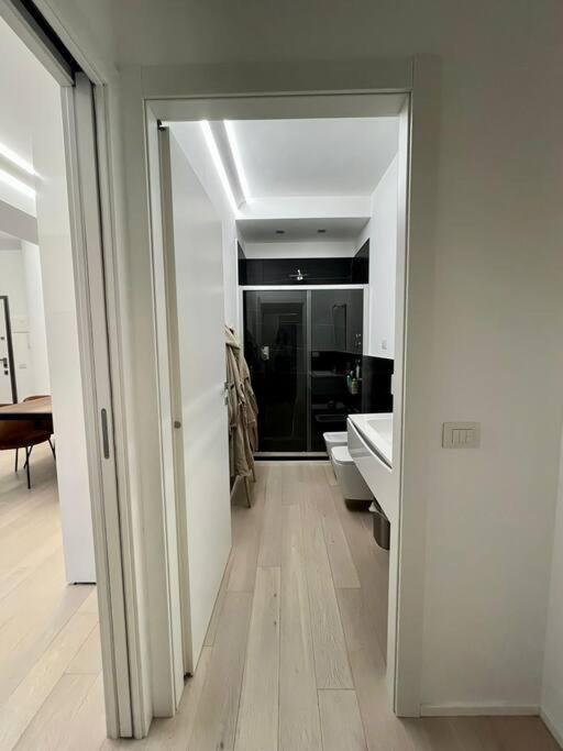 Modern Apartment - Walking Distance To Milan Central Station エクステリア 写真